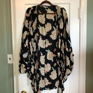 Amuse Society dolman floral kimono